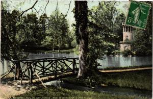 CPA VERSAILLES - Parc du petit TRIANON. Tour de Malborough et Pont (353454)