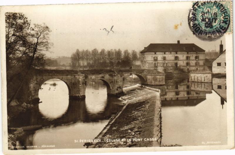 CPA PÉRIGUEUX-L'Ecluse et le Pont Cassé (232881)