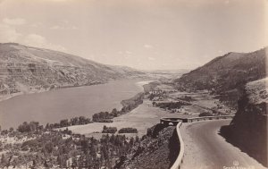 RP; OREGON, 1900-1910s; Columbia River Highway, Rowena Point