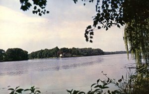 DE - Milford. Haven Lake