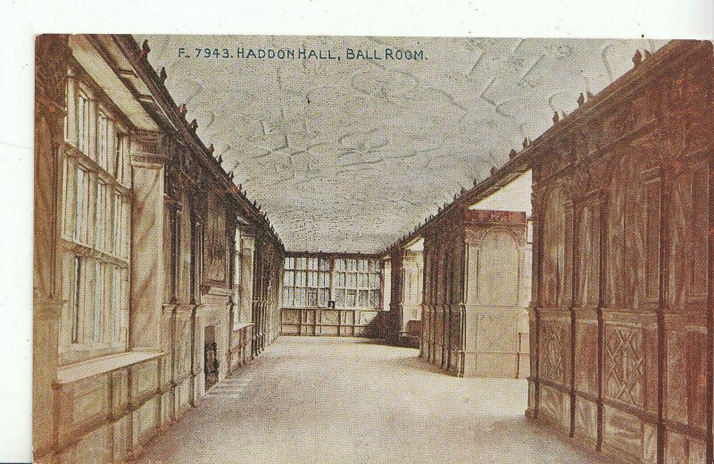 Derbyshire Postcard - Haddon Hall - Ball Room    ZZ2304