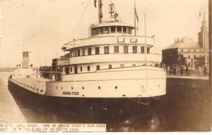 US    PC4585 HENRY FORD SHIP AT DAVIS LOCK, MICHIGAN