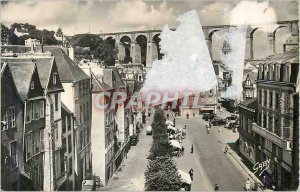 'Modern Postcard Morlaix Finistere Rue d''Aiguillon deep Viaduct'