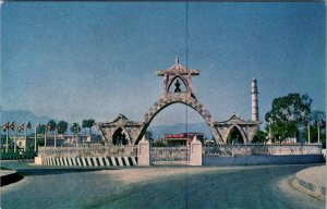 VINTAGE POSTCARD MARTYR'S MEMORIAL GATE WITH BHIMEN STAMBHA NEPAL POSTED 1978