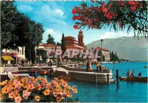 Postcard Modern Gardone Riviera Lake Garda Lake Edge