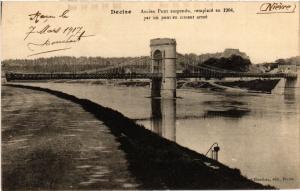 CPA DECIZE - Ancien Pont suspendu remplace en 1904 par un pont en. (456638)