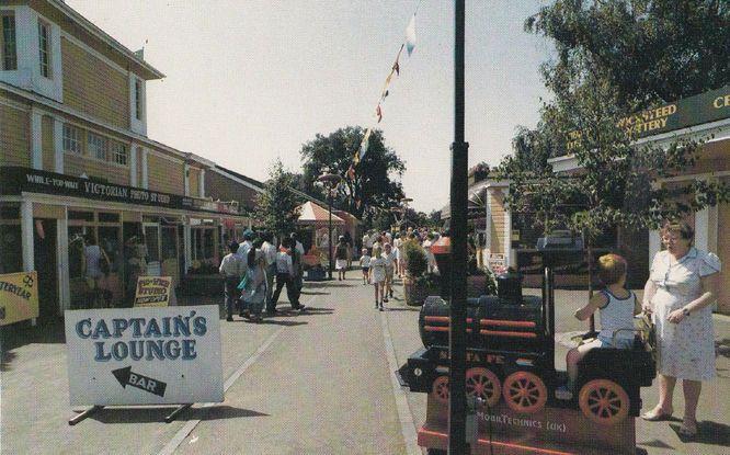 Pottery Store Captains Lounge Wicksteed Park Northampton 1970s Postcard