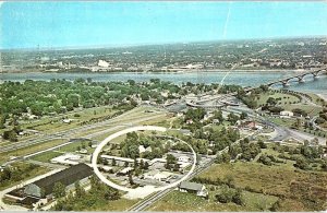 Postcard MOTEL SCENE Niagara Falls Ontario ON AJ0146