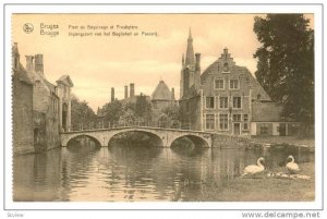 Ingangpoort Van Het Begijnhof En Pastorij, Brugge (West Flanders), Belgium, 1...