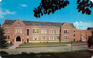 ID, Moscow  UNIVERSITY OF IDAHO  Music Building~Recital Hall    c1950's Postcard