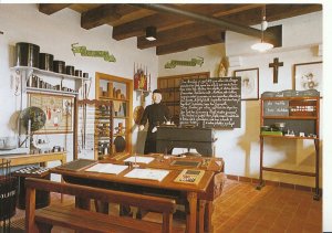 Belgium Postcard - Class Room - Stedelijk Museum Voor Volkskunde - Ref AB2689