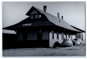 c1960's Sac City Train Depot Station Railroad Exterior Iowa RPPC Photo Postcard