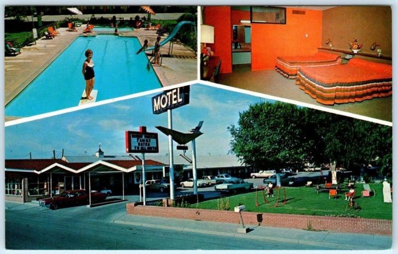 CARLSBAD, New Mexico  NM    Roadside  PARK MOTEL Interior  ca 1960s Postcard