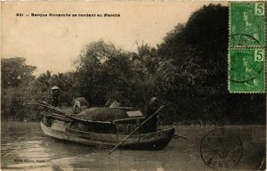 CPA AK INDOCHINA Barque Annamite se rendant au Marche VIETNAM (957568)