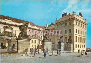 Postcard Modern Prague Door of the Court of Prague Castle of Entree