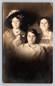 RPPC Three Women Posing One with Picture Hat AZO 1904-1918 ANTIQUE Postcard 1439