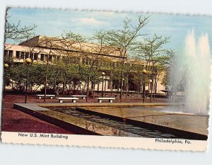 Postcard New U.S. Mint Building, Philadelphia, Pennsylvania