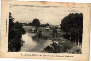 CPA ARCIS-sur-AUBE - Le pont du chemin de fer pris (197193)