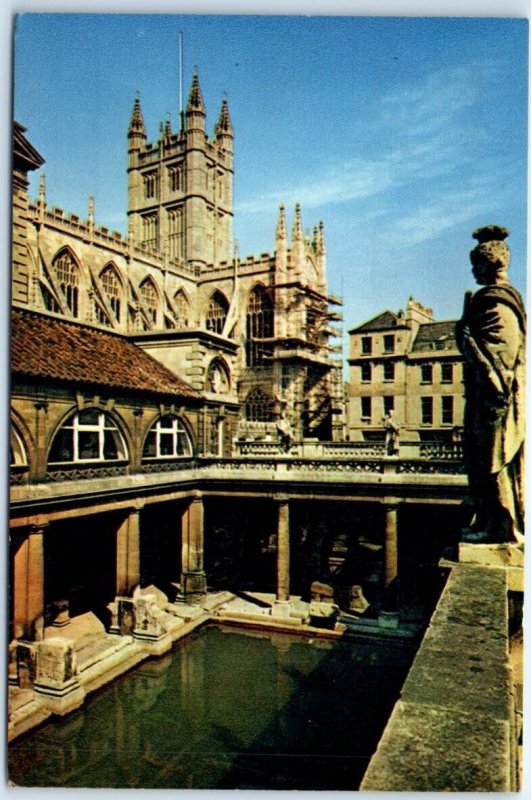 Postcard - Bath Abbey and the Great Roman Bath, England
