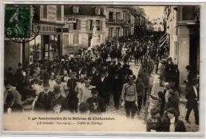 CPA 40e Anniversaire de la Défense de CHATEAUDUN - défile du cortege (210045)