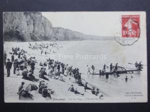 France: FECAMP Fécamp - Sur la Plage a L'heure du bain c1917