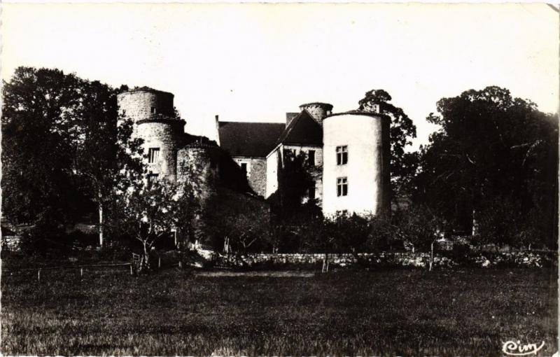 CPA St-JULIEN-la-VETRE - Le Chateau et ses Tours (510358)