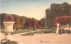 Une vue dans le parc Tervueren Belgium Unused 