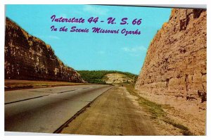 Postcard HIGHWAY SCENE Ozarks Missouri MO AU5851