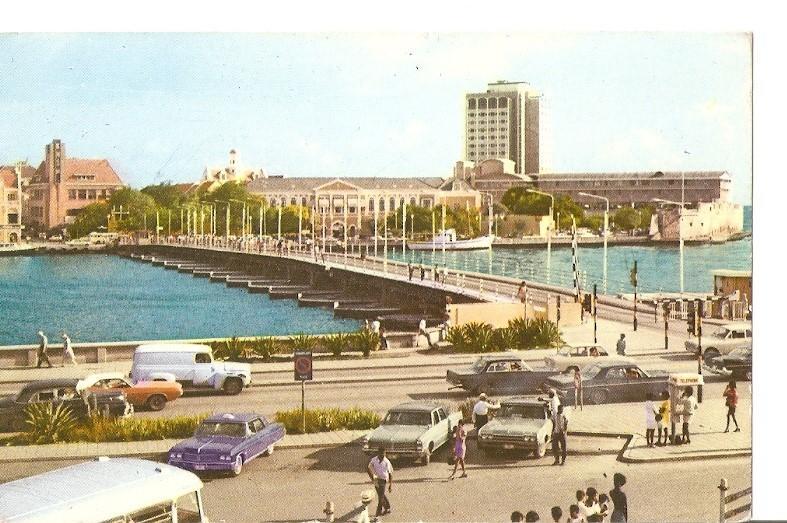 Postal 029570 : Cura?o Netherlands Antilles. Cura?os famous bridge across the...