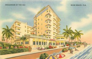 Miami Beach Florida Broadmoor Hotel 1930s Beach Colorpicture Postcard 21-14064