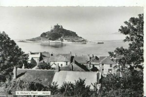 Cornwall Postcard - St Michael´s Mount - Showing Houses - Real Photo  Ref 12388A