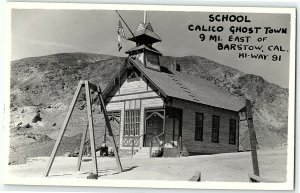 C1940s Escuela Calico pueblo fantasma 9 mi e de Barstow California RPPC Foto Real forma Hi 91 