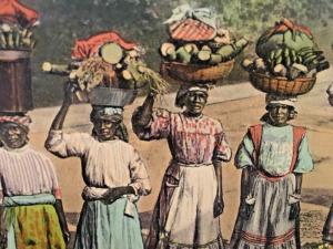 Postcard Greetings from Jamaica, Jamaican Women coming home from Market. Z9