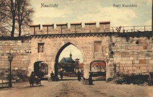 Netherlands Maastricht Poort Waerachtig Vintage Postcard 04.19