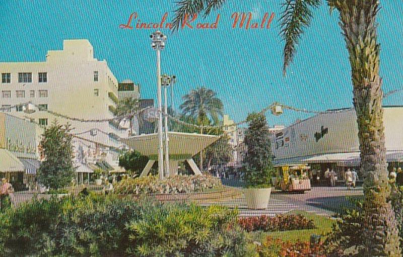 Florida Miami Beach Lincoln Road Mall