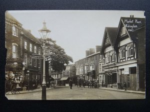 Berkshire WOKINGHAM Market Place Animated Street Scene - Old RP Postcard