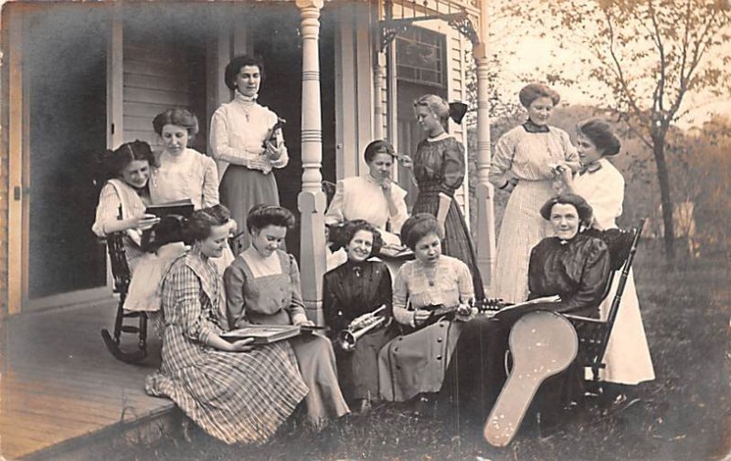 Women & Musical Instrument, real photo Classmates of 1912, party at Anna and ...