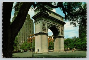 Famous Marble Arch of Washington Square New York City 4x6 Postcard 1779