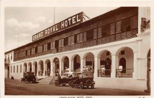 br106527 grand royal hotel  aden yemen  oldtimer  car