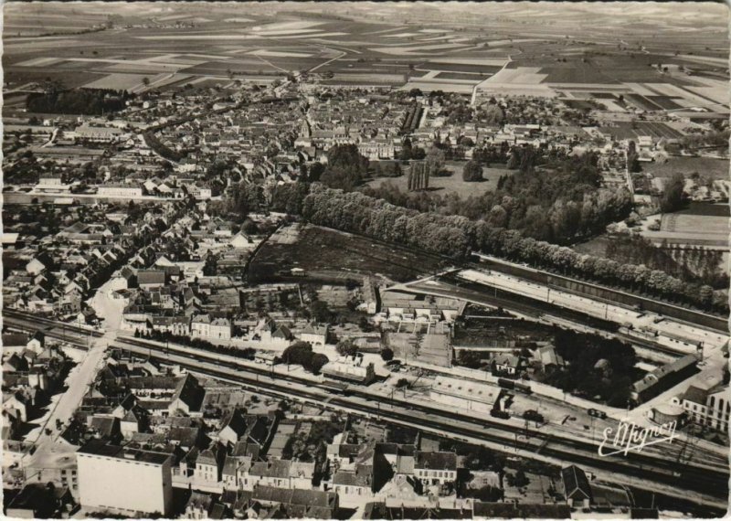 CPM BRIENON-sur-ARMANCON Vue Aerienne (1196504)