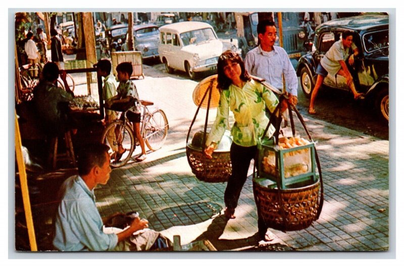 Sidewalk Vendor Saigon Vietnam UNP Chrome Postcard V3