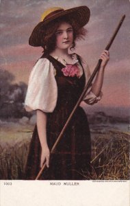 Beautiful Lady Farm Girl Maud Muller