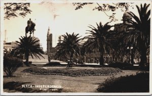 Uruguay Montevideo Plaza Independencia Vintage RPPC C068