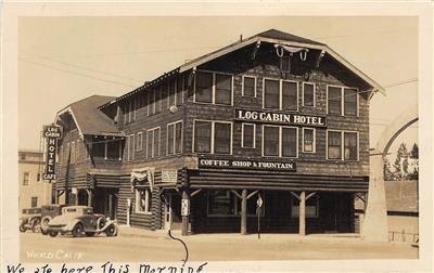RPPC LOG CABIN HOTEL Weed, Siskiyou County, California 1938 Vintage Postcard
