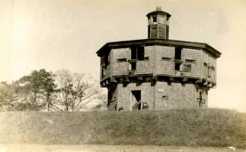 ME - Fort Edgecomb on Davis Island. Blockhouse   RPPC