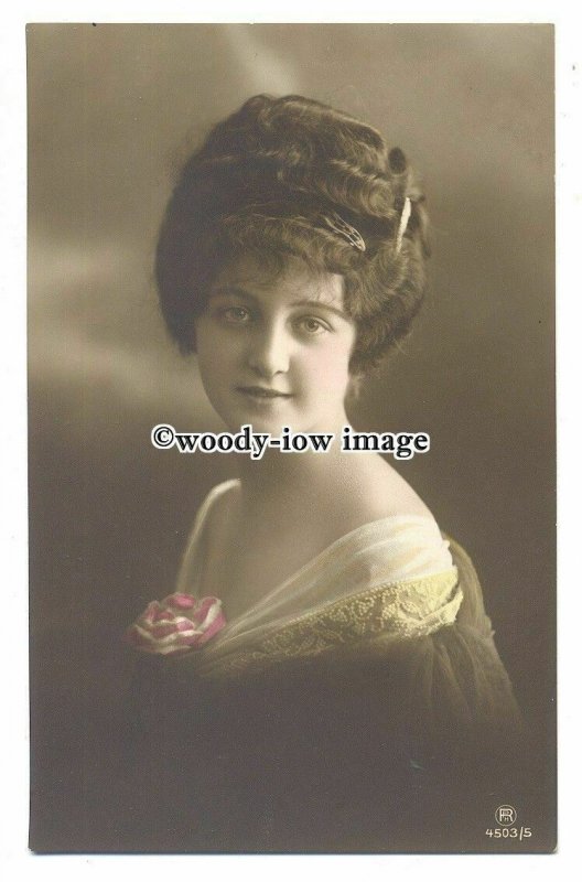 gla0069 - Young Woman in a Brown Dress with White Neckline & Rose - postcard