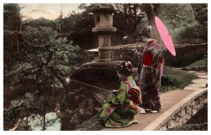 Geisha Girls at Japanese garden