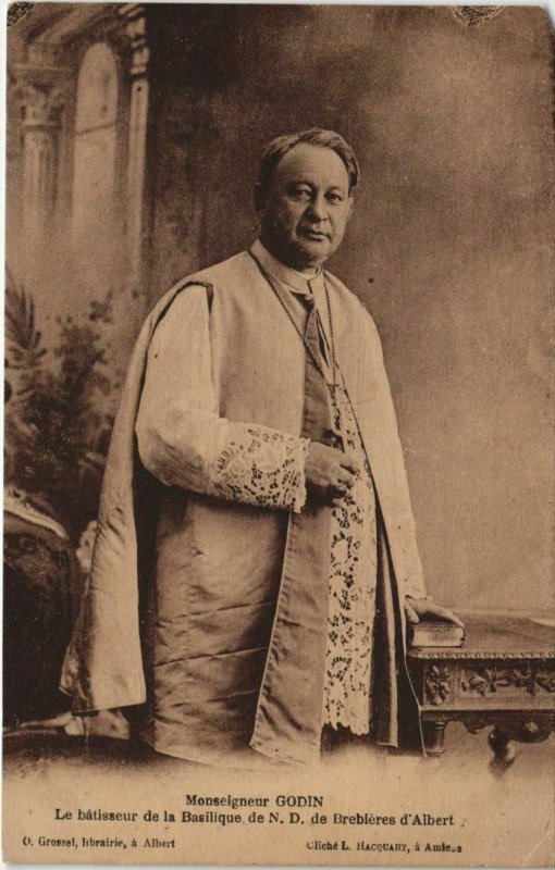 CPA ALBERT Monseign. GODIN batissuer de la Basilique (18636)