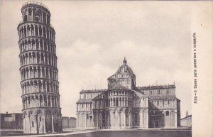 Italy Pisa Il Duomo Parte Posteriore E Campanile