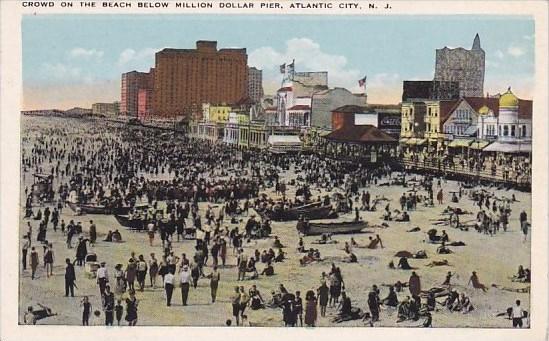 New Jersey Atlantic City Crowd On The Beach Below Million Dollar Pier